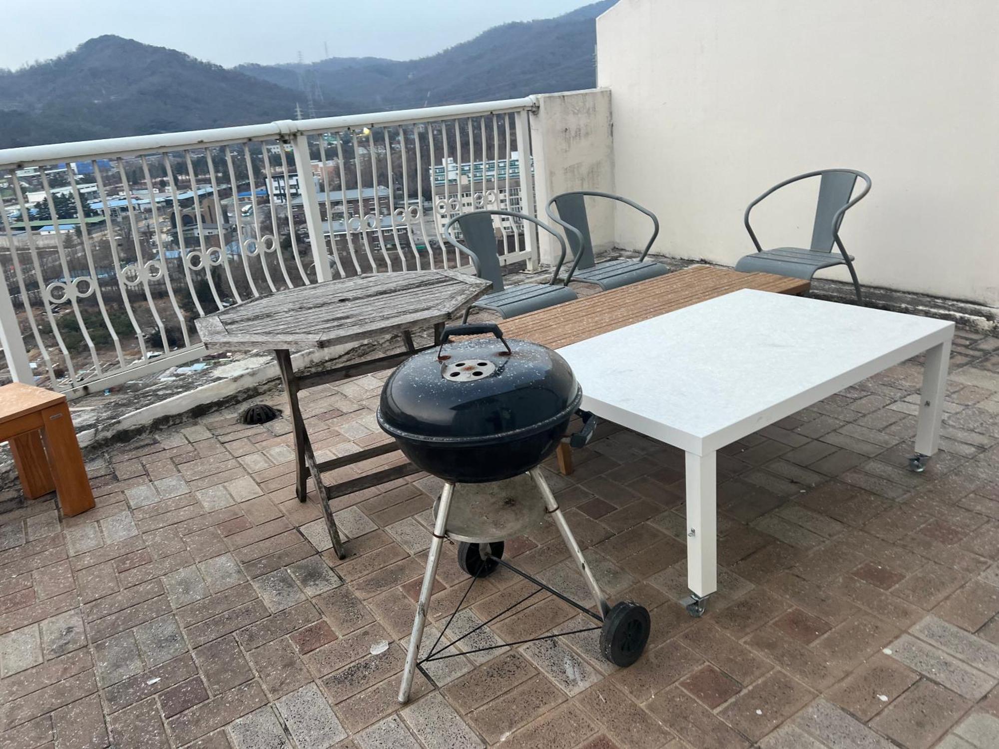 Guest house Bukhan Mountain Penthouse *